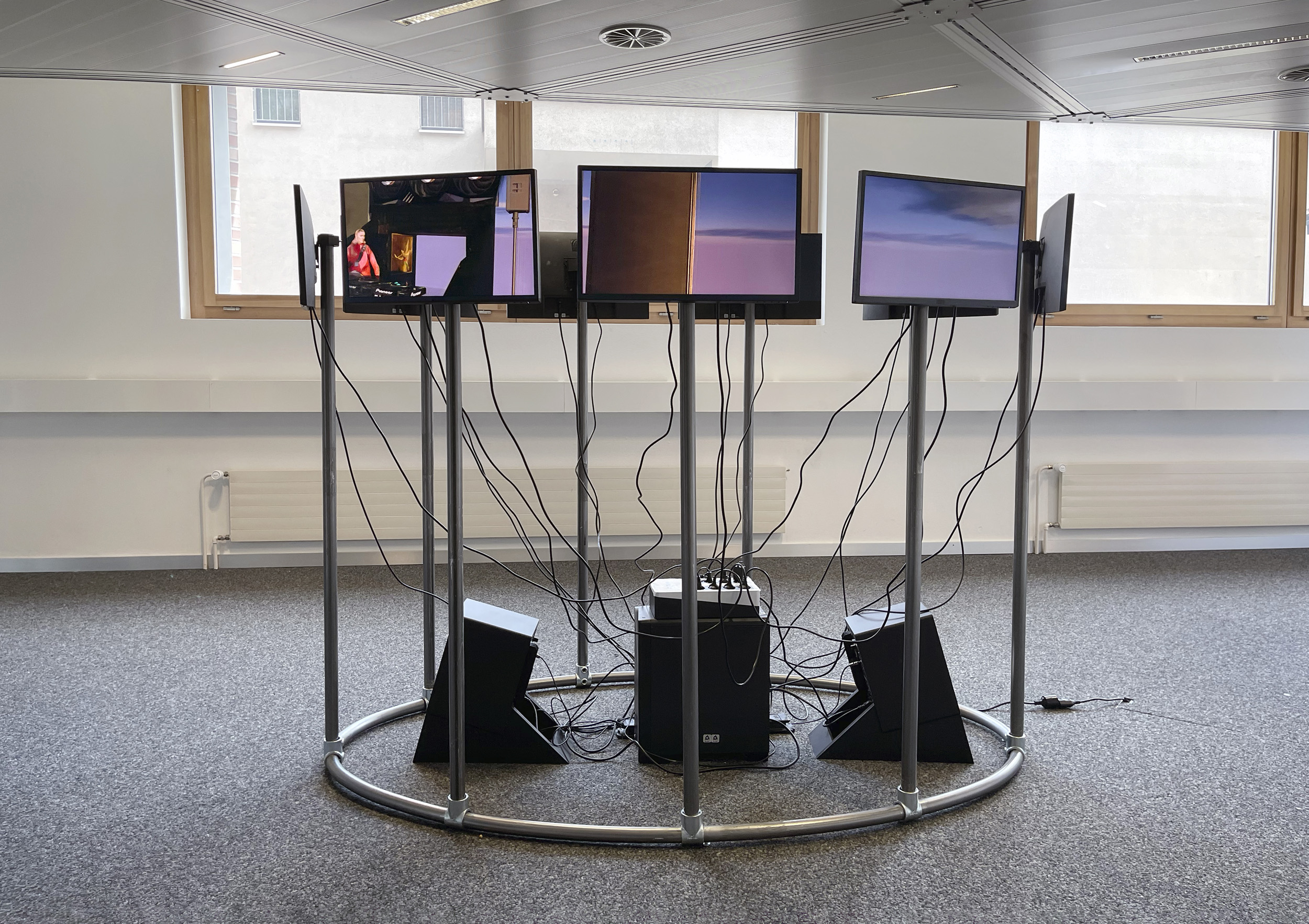 Lou Fauroux, K-Detox, (The Internet Collapse), 2024